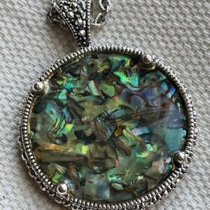 Women’s Abalone Shell Silver Necklace Round 9”